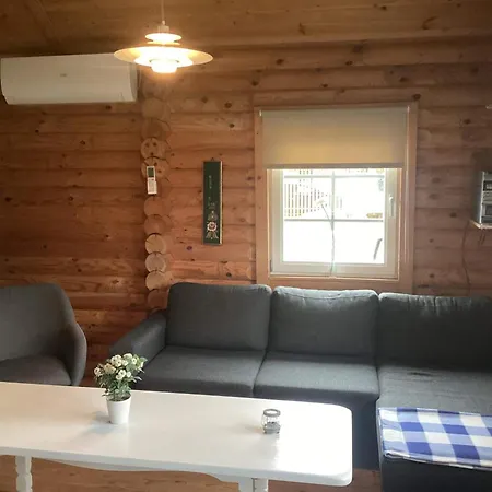 5 Person In Hovborg-by Traum Hovborg